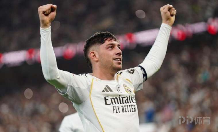 实至名归！官方：皇马中场巴尔韦德当选本轮欧冠最佳球员